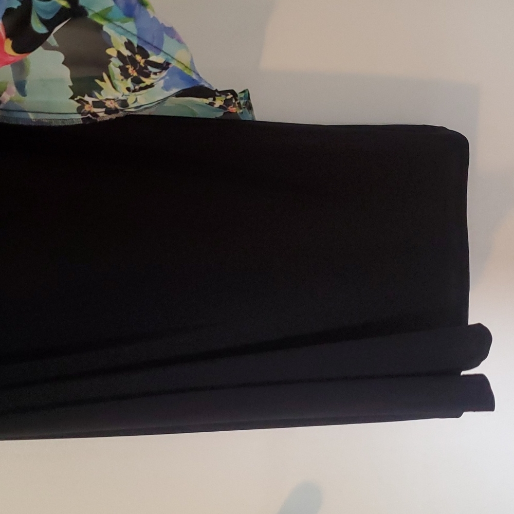 Spring/Summer dress - Picture 4 of 9